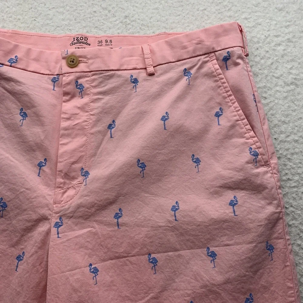 Izod Saltwater Shorts Mens 38x10 Pink Blue Allover Bird Print Preppy Stretch Dad